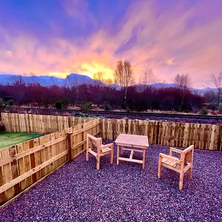 Per Ardua Shepherds Hut Fort William Exterior foto
